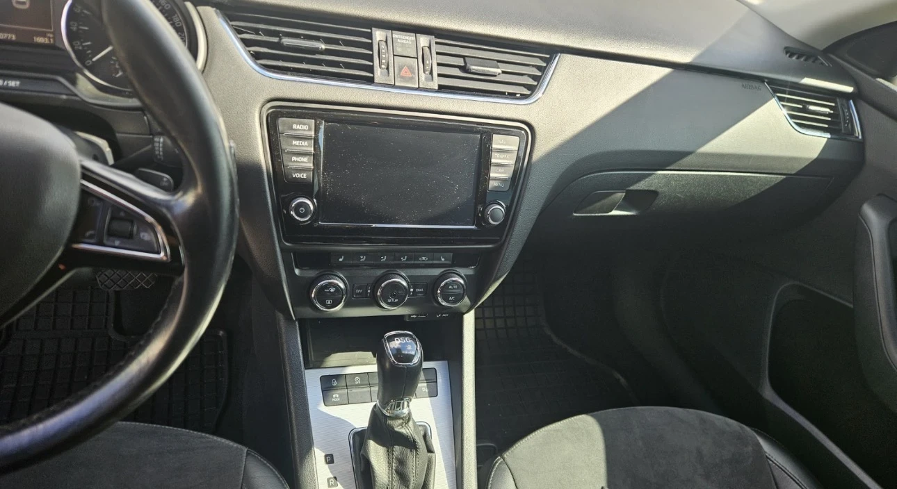 Skoda Octavia 2.0tdi 150, снимка 14 - Автомобили и джипове - 56414771