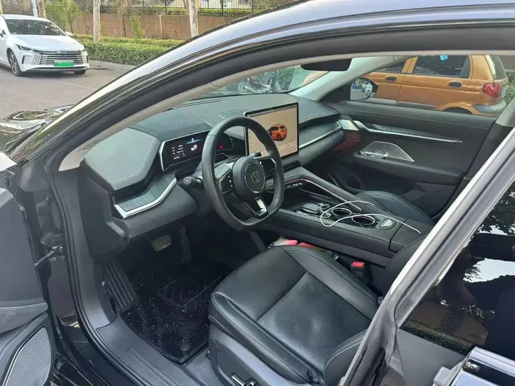 Zeekr 001, снимка 5 - Автомобили и джипове - 56714957