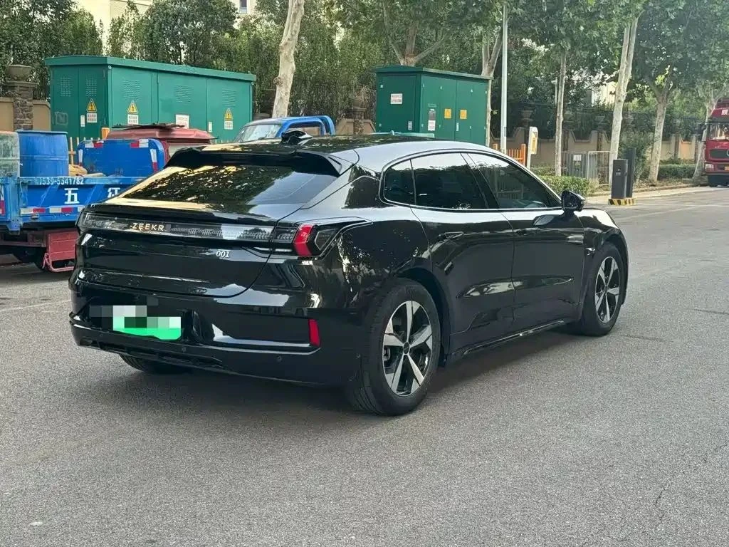 Zeekr 001, снимка 7 - Автомобили и джипове - 56714957