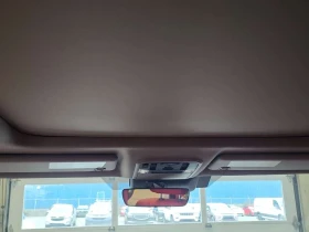 Toyota Tundra  LIMITED HYBRID CREW CAB SHORT BED , снимка 13