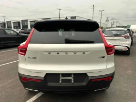 Volvo XC40 * R Design * CARFAX * ОПЦИЯ ЗА ФИНАНСИРАНЕ , снимка 13