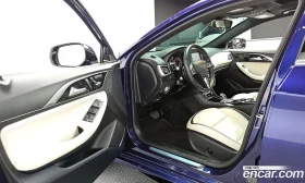 Infiniti Q30 2.0 Gallery White, снимка 11