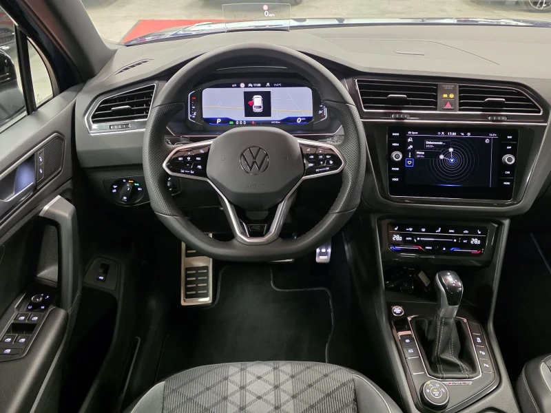 VW Tiguan R-line | 2.0TSI | DSG7 | 4 Motion | 40000км, снимка 8 - Автомобили и джипове - 53295520