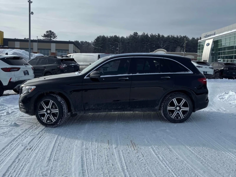 Mercedes-Benz GLC * 300 * CARFAX * ЦЕНА ДО БГ, снимка 3 - Автомобили и джипове - 53306579