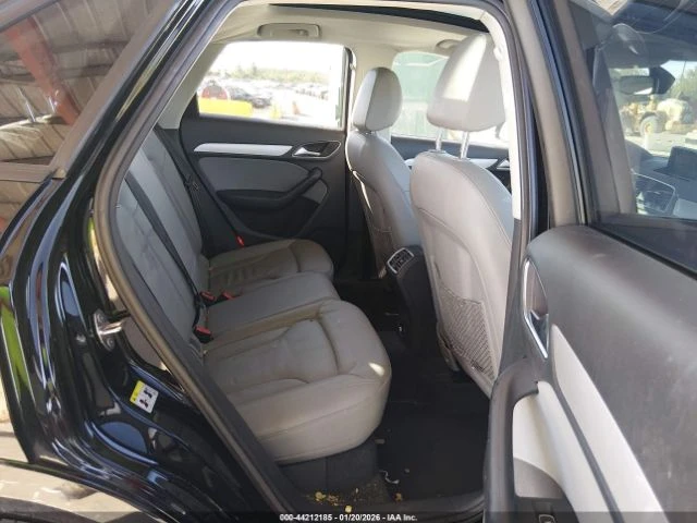 Audi Q3 2.0T PREMIUM, снимка 8 - Автомобили и джипове - 53246282