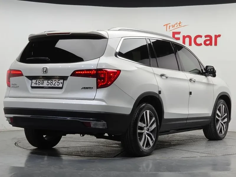 Honda Pilot 3.5 AWD 7места, снимка 2 - Автомобили и джипове - 55783502