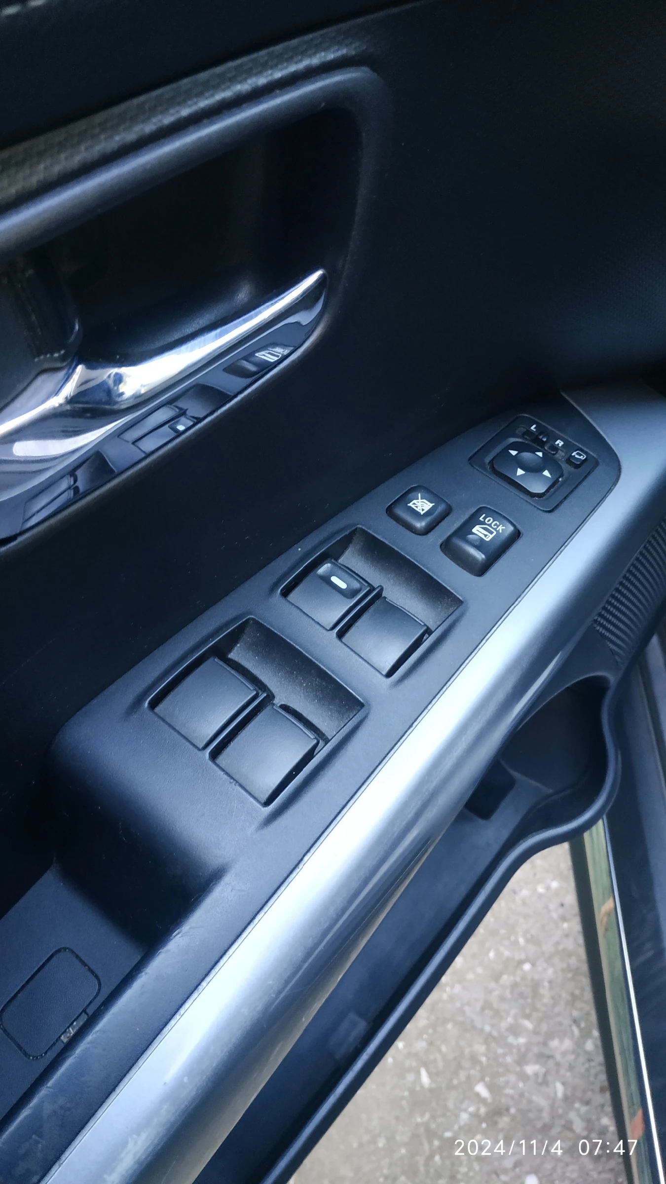 Mitsubishi Outlander 2.2 | Mobile.bg � ����������� 13