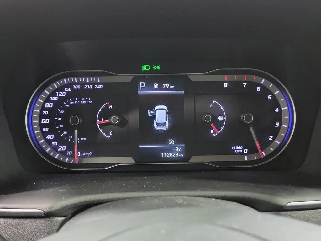 Hyundai Tucson * Essential AWD * CARFAX * БЕЗ ПЪРВОНАЧАЛНА ВНОСКА - изображение 8