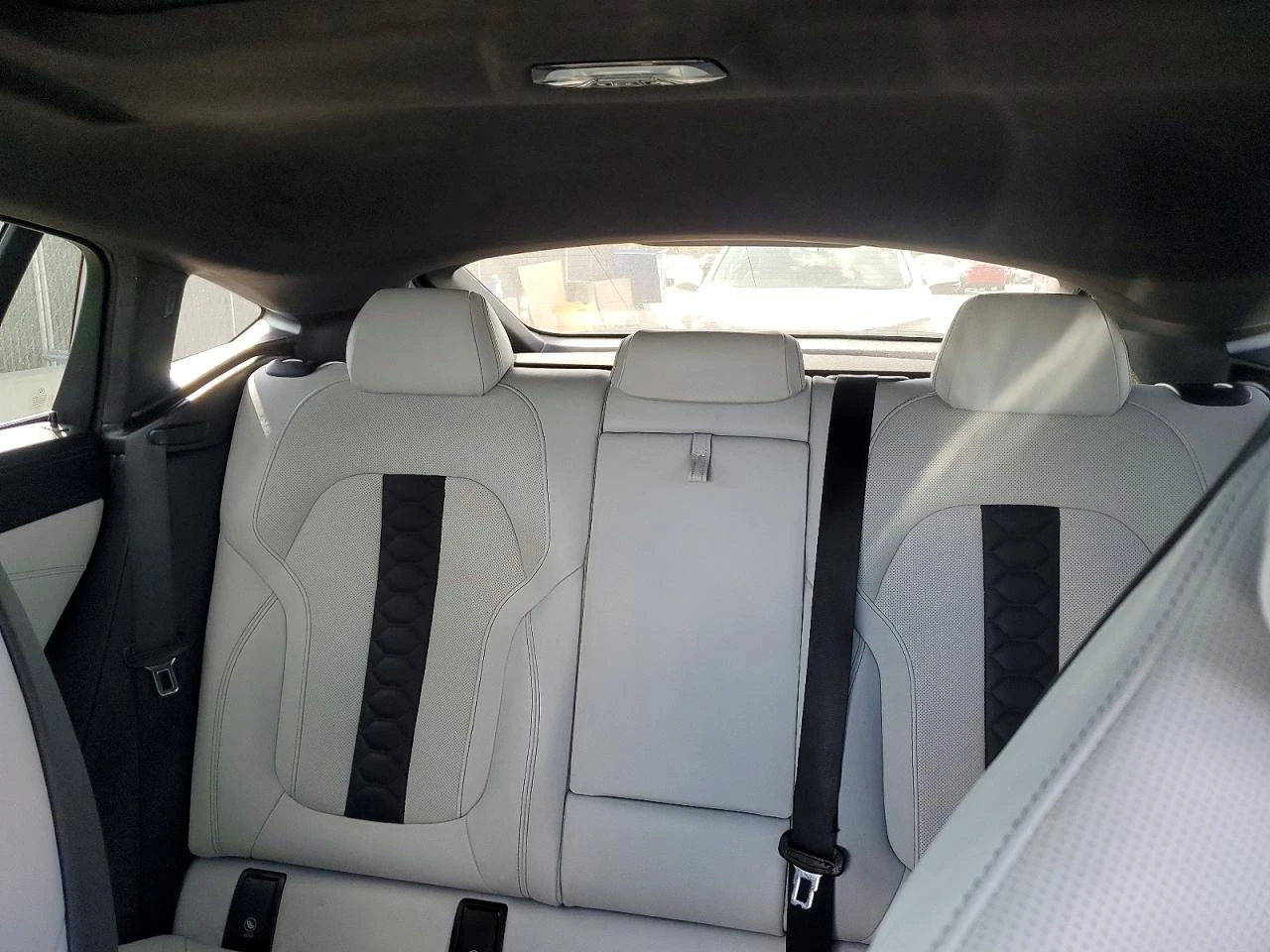 BMW X6 M* HARMAN* 360 CAM* AMBIENT* PANO, снимка 10 - Автомобили и джипове - 53825809