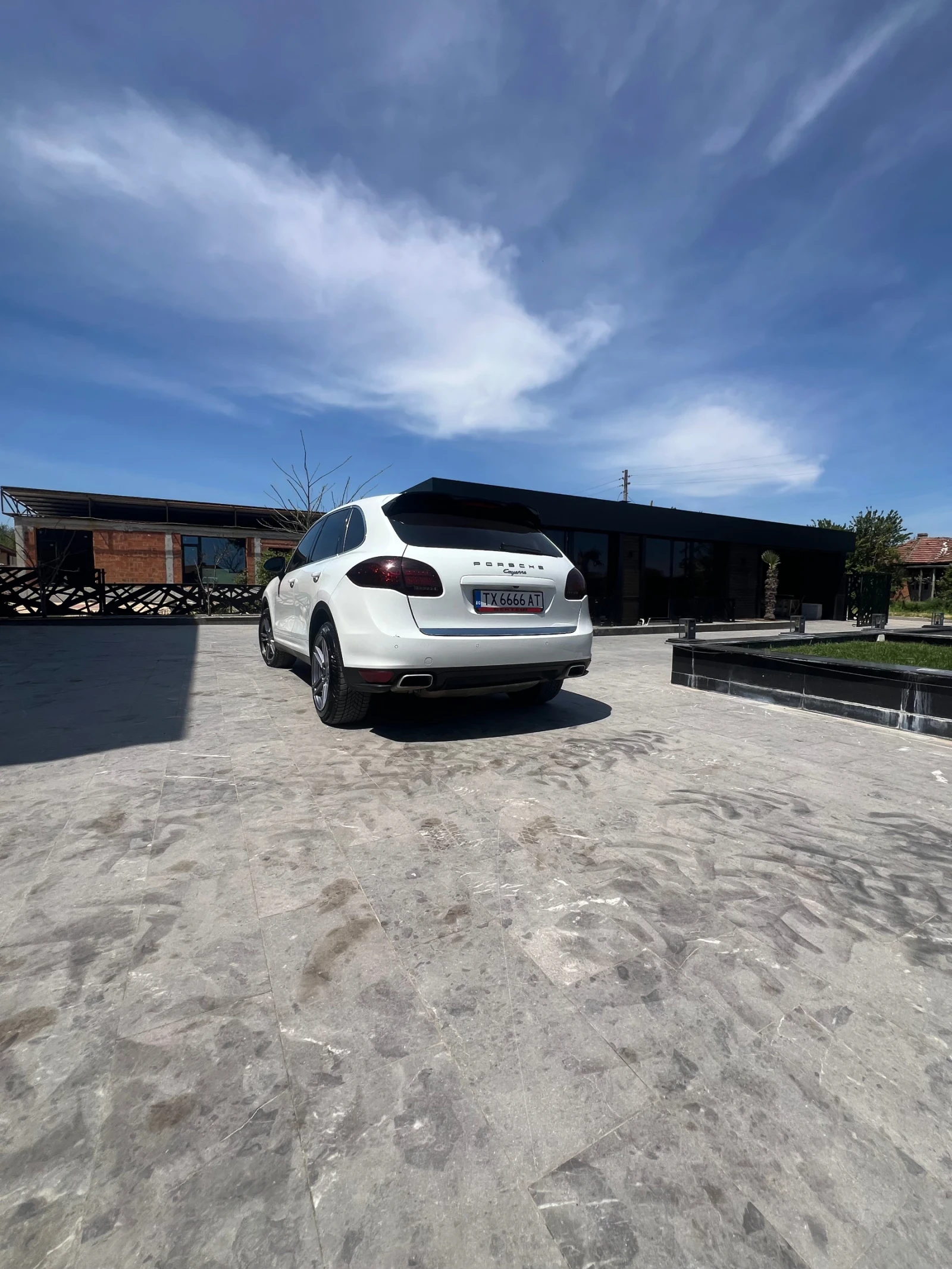 Porsche Cayenne 3.0 дизел, снимка 5 - Автомобили и джипове - 54568583