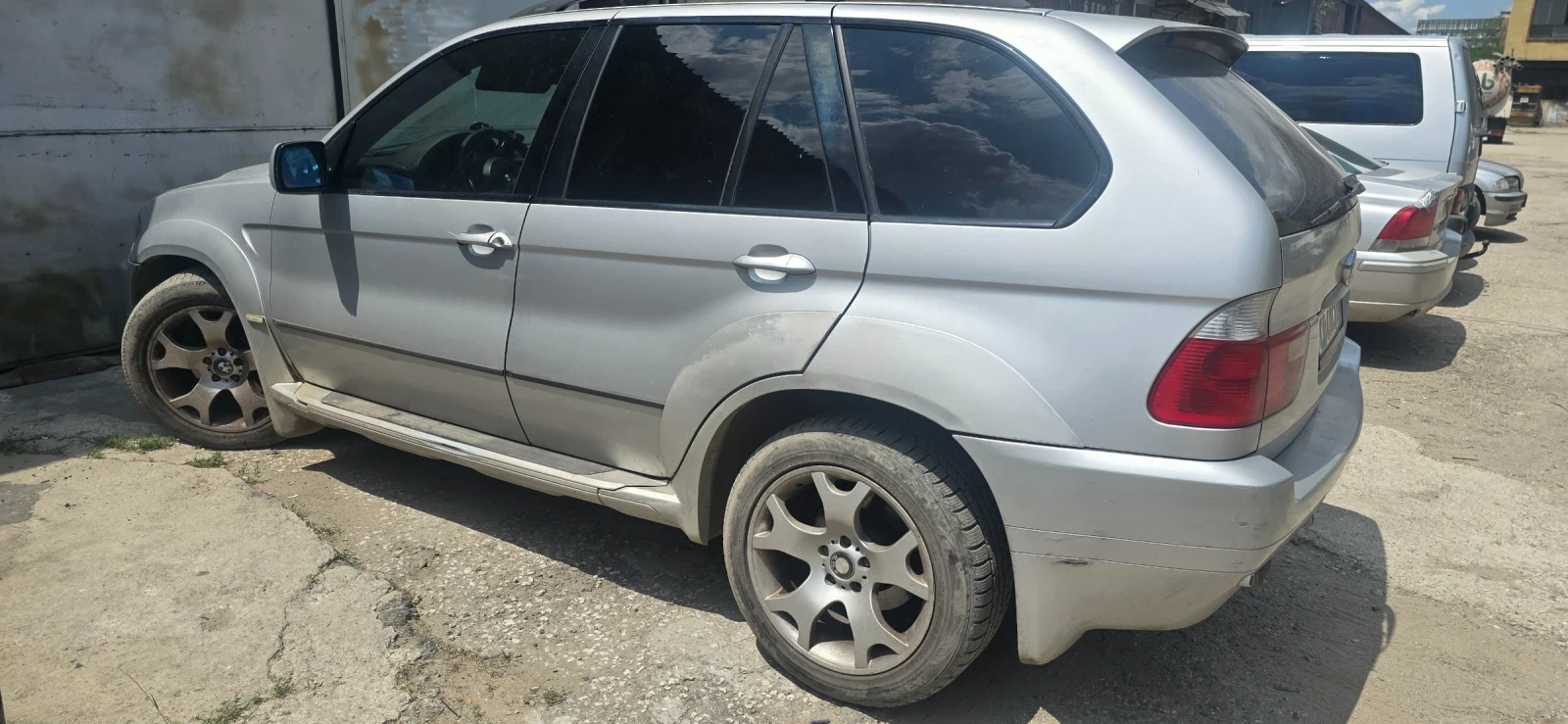 BMW X5, снимка 5 - Автомобили и джипове - 56276374