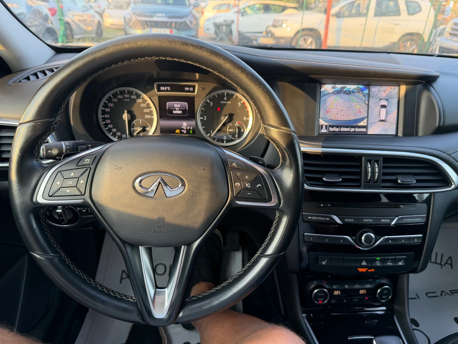 Infiniti QX30 2.2 PREMIUM 100%РЕАЛНИ КМ 4х4ЛИЗИНГ ВИДЕО, снимка 7 - Автомобили и джипове - 55592699