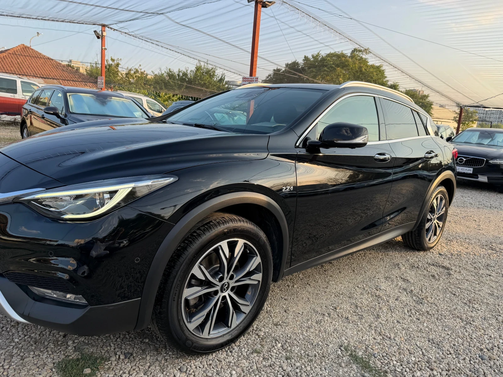 Infiniti QX30 2.2 PREMIUM 100%РЕАЛНИ КМ 4х4ЛИЗИНГ ВИДЕО, снимка 6 - Автомобили и джипове - 55592699
