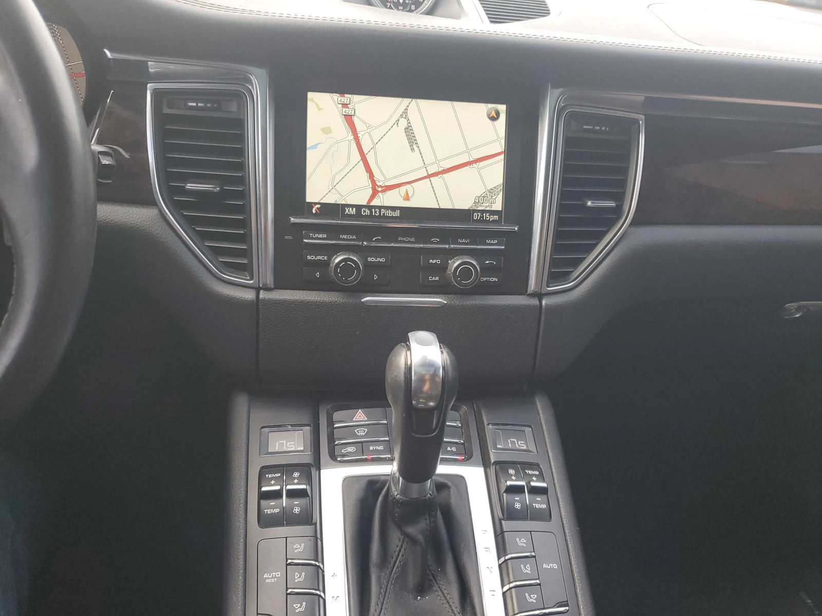 Porsche Macan * AWD 4dr Turbo * CARFAX * ОПЦИЯ ЗА ФИНАНСИРАНЕ, снимка 9 - Автомобили и джипове - 55983903