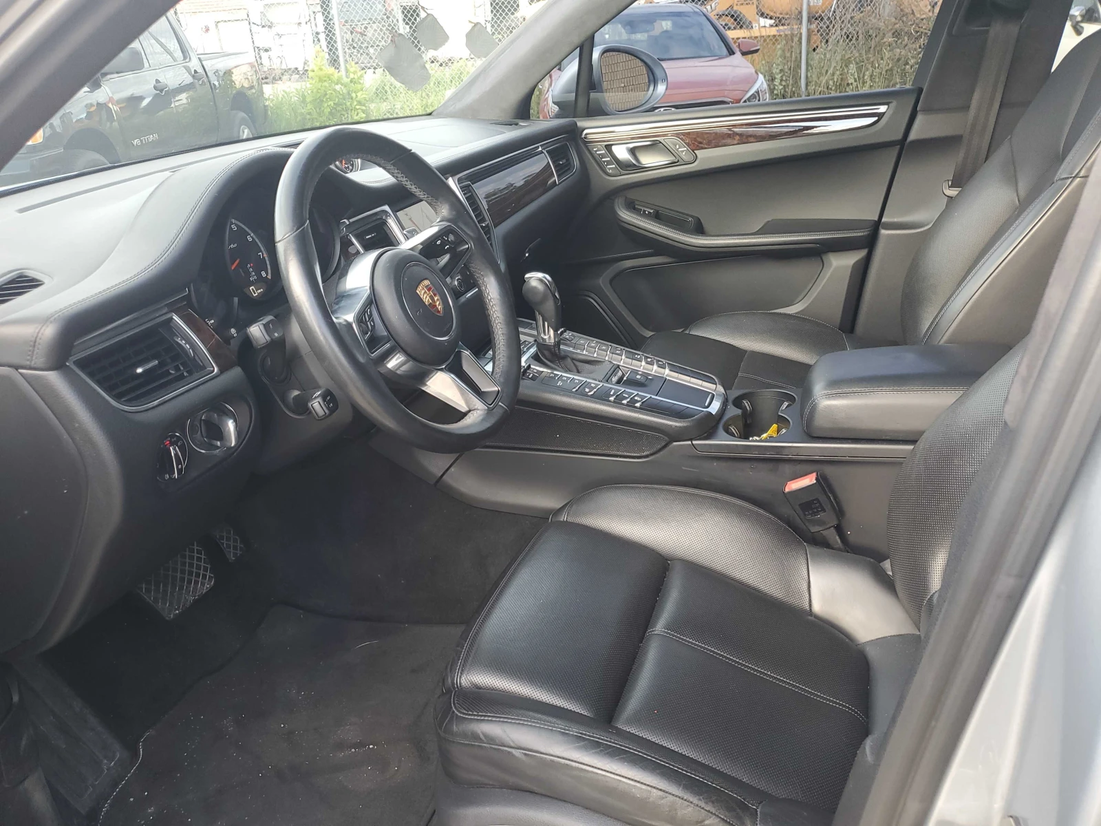 Porsche Macan * AWD 4dr Turbo * CARFAX * ОПЦИЯ ЗА ФИНАНСИРАНЕ, снимка 5 - Автомобили и джипове - 55983903