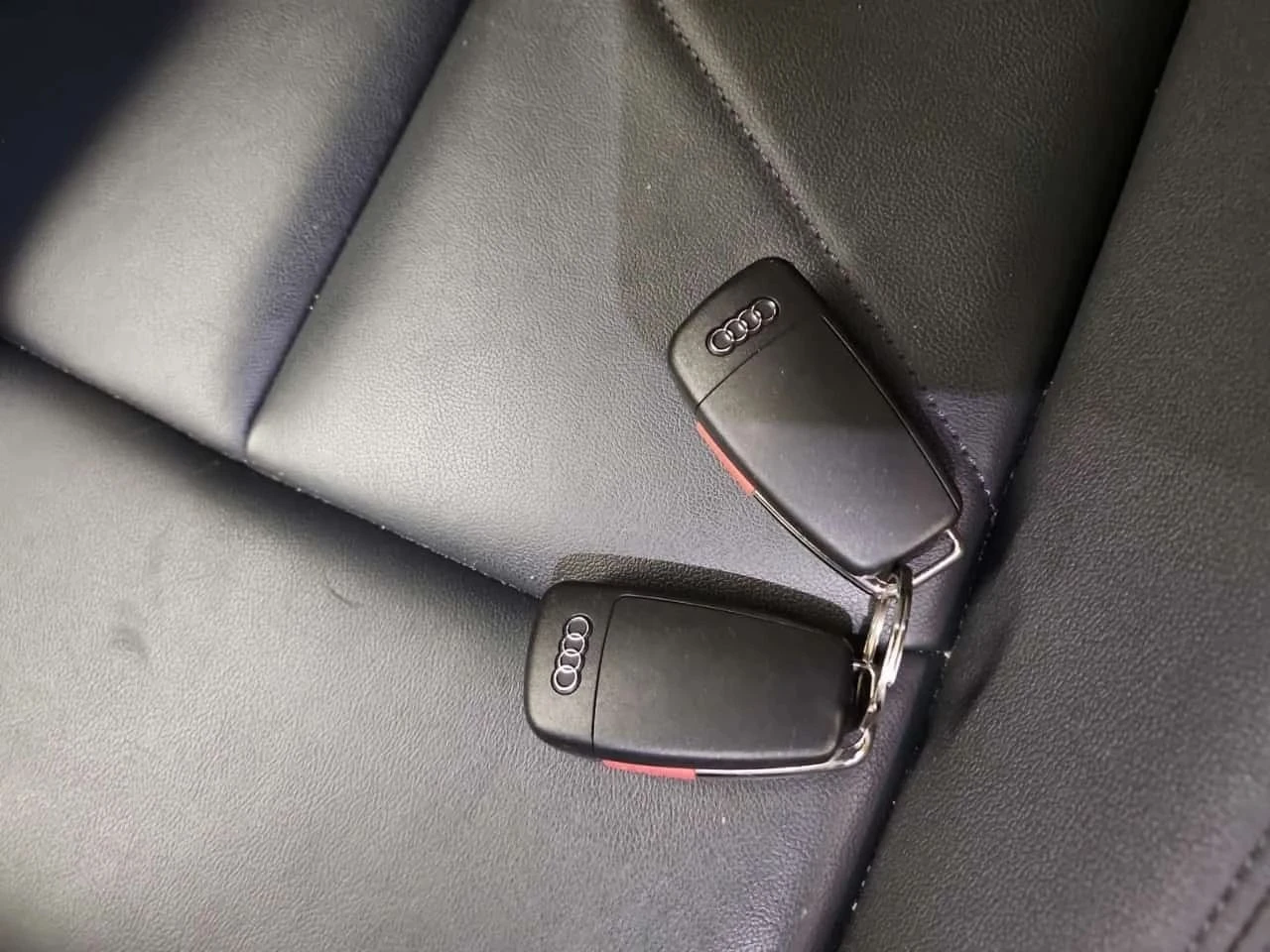 Audi Q3, снимка 8 - Автомобили и джипове - 56737637