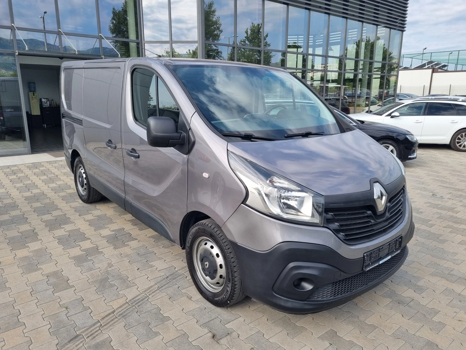 Renault Trafic 1.6DCi-120ps* 6 СКОРОСТИ* 207хил.км* 2014г. EURO 5 - изображение 7