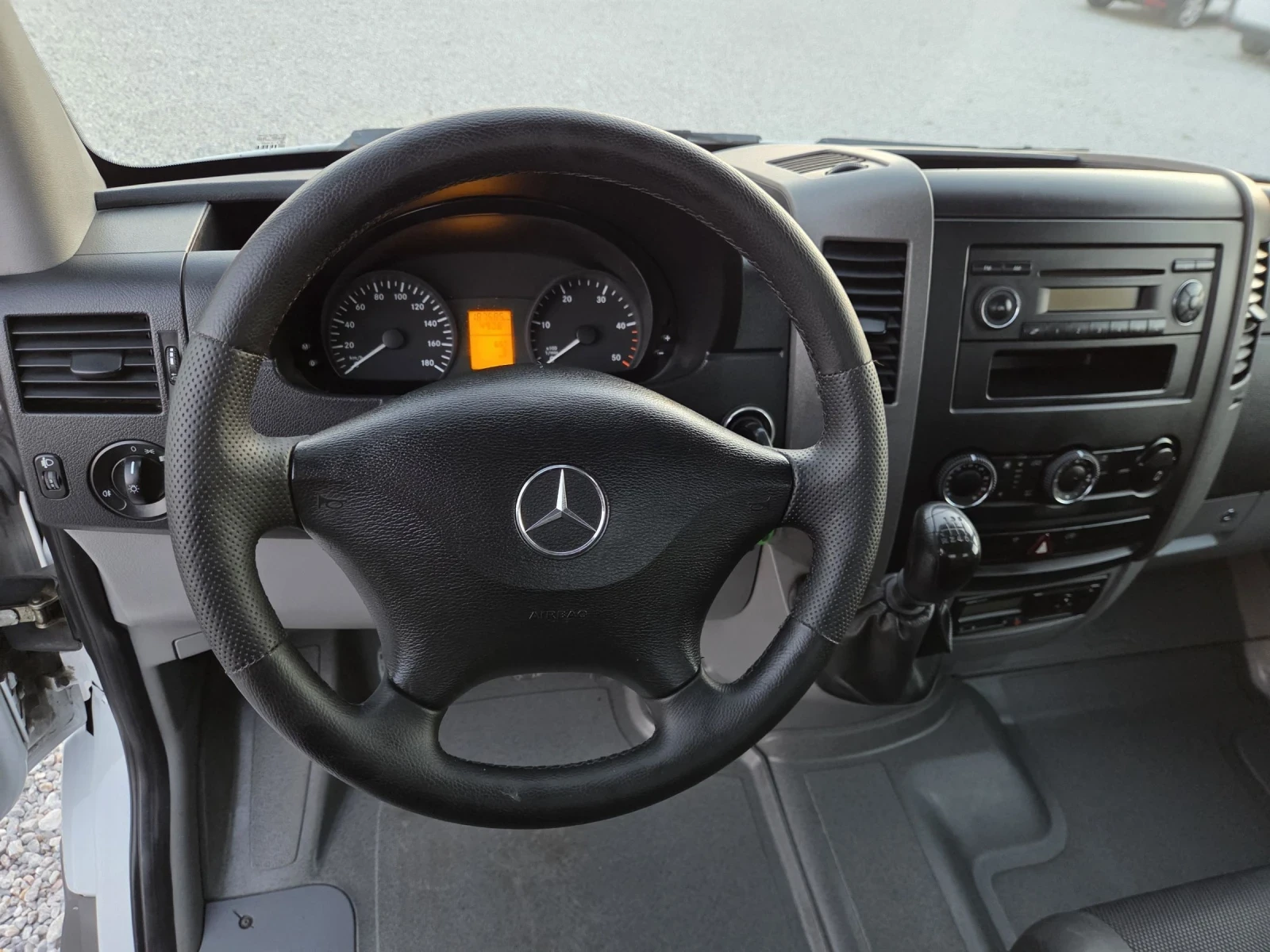 Mercedes-Benz Sprinter 511 CDI, Климатик, До 3.5 тона, 4.30 метра, снимка 11 - Бусове и автобуси - 53750105