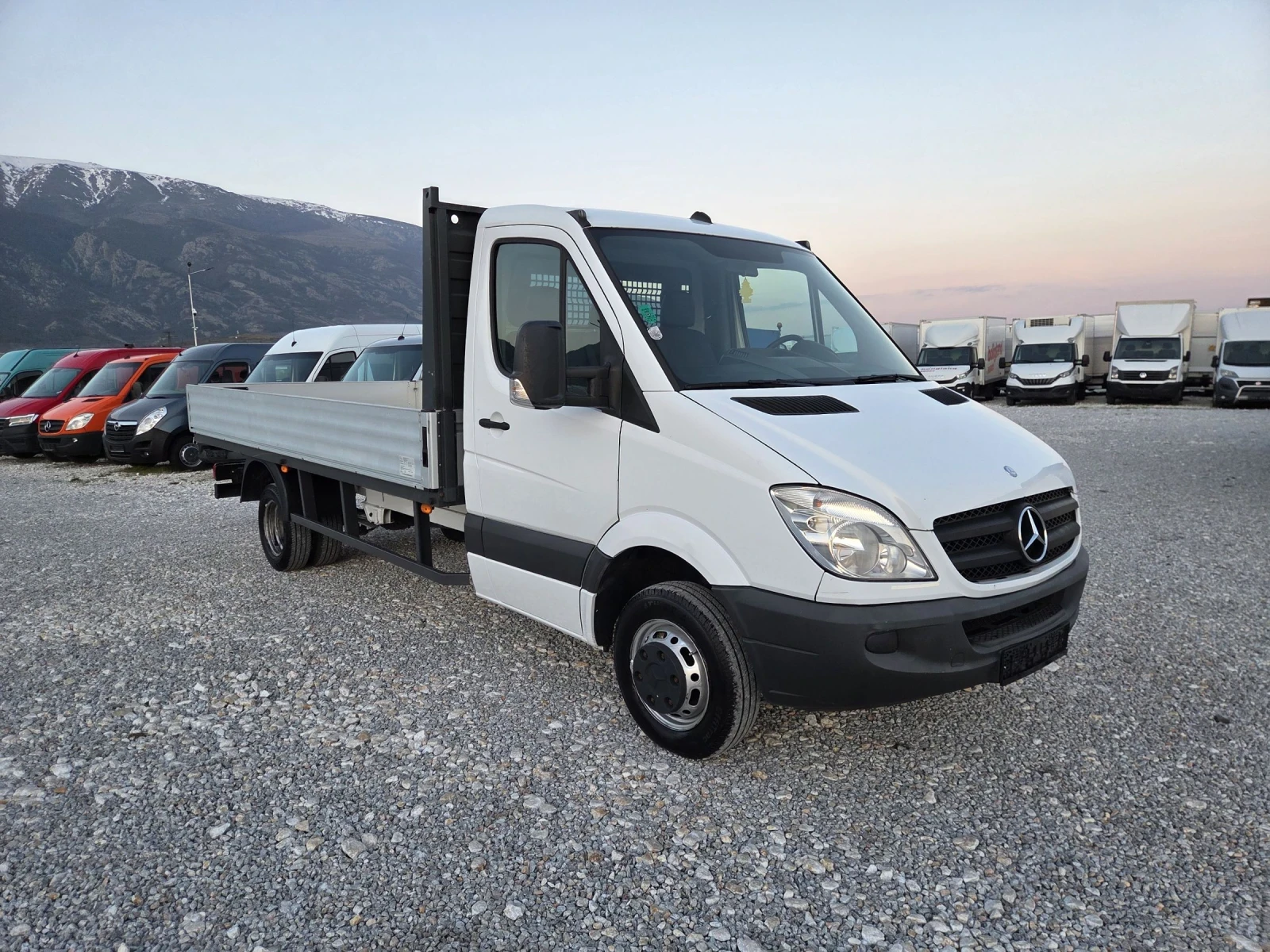 Mercedes-Benz Sprinter 511 CDI, Климатик, До 3.5 тона, 4.30 метра, снимка 7 - Бусове и автобуси - 53750105