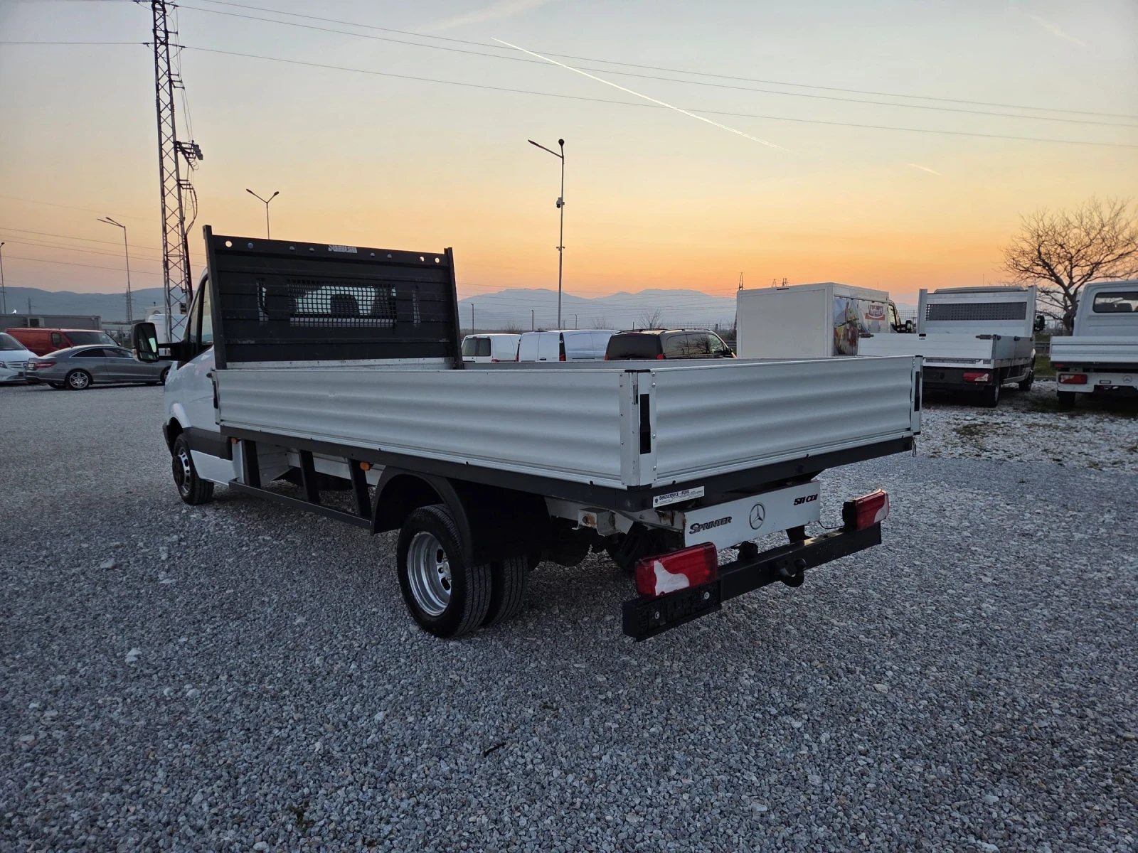 Mercedes-Benz Sprinter 511 CDI, Климатик, До 3.5 тона, 4.30 метра, снимка 3 - Бусове и автобуси - 53750105
