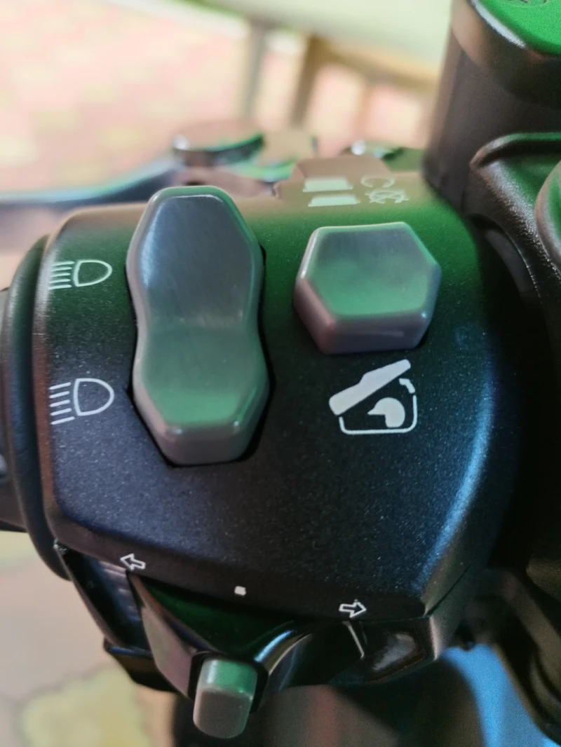 Kymco Xciting 400i S ABS NOV! NOV! , снимка 15 - Мотоциклети и мототехника - 51718623