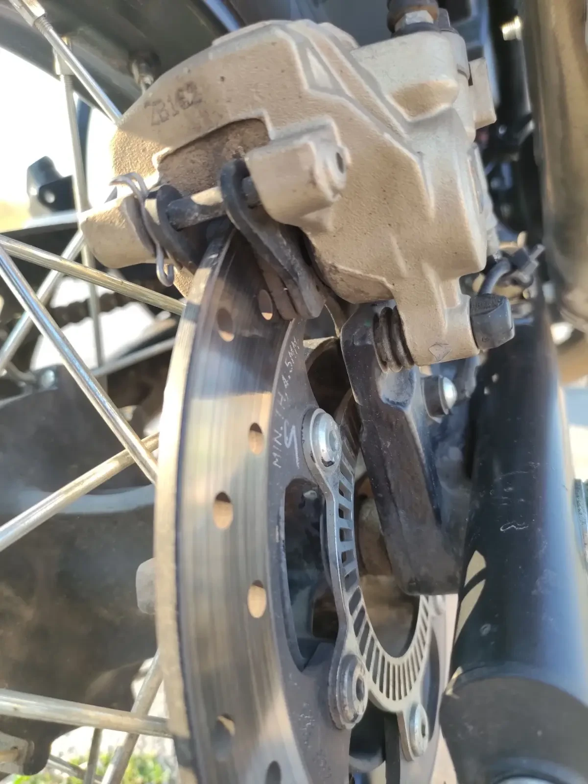 Royal Enfield Scram  - изображение 7
