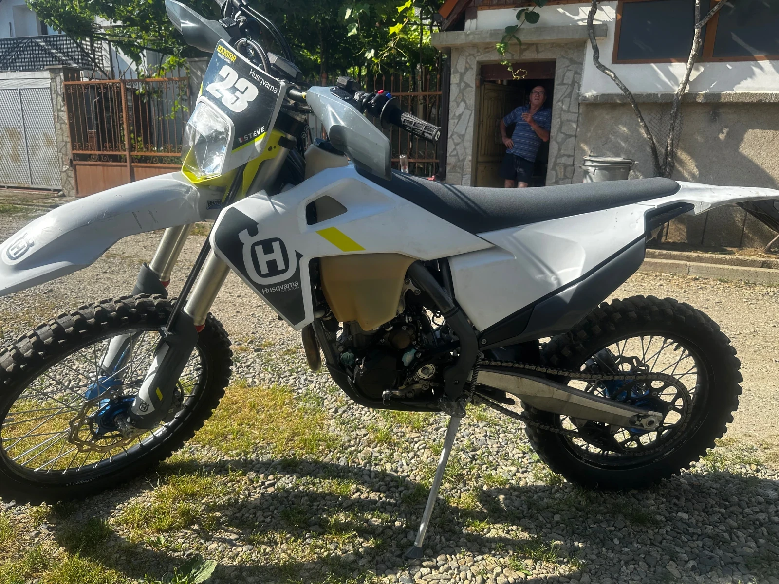 Husqvarna 350, снимка 2 - Мотоциклети и мототехника - 55066368