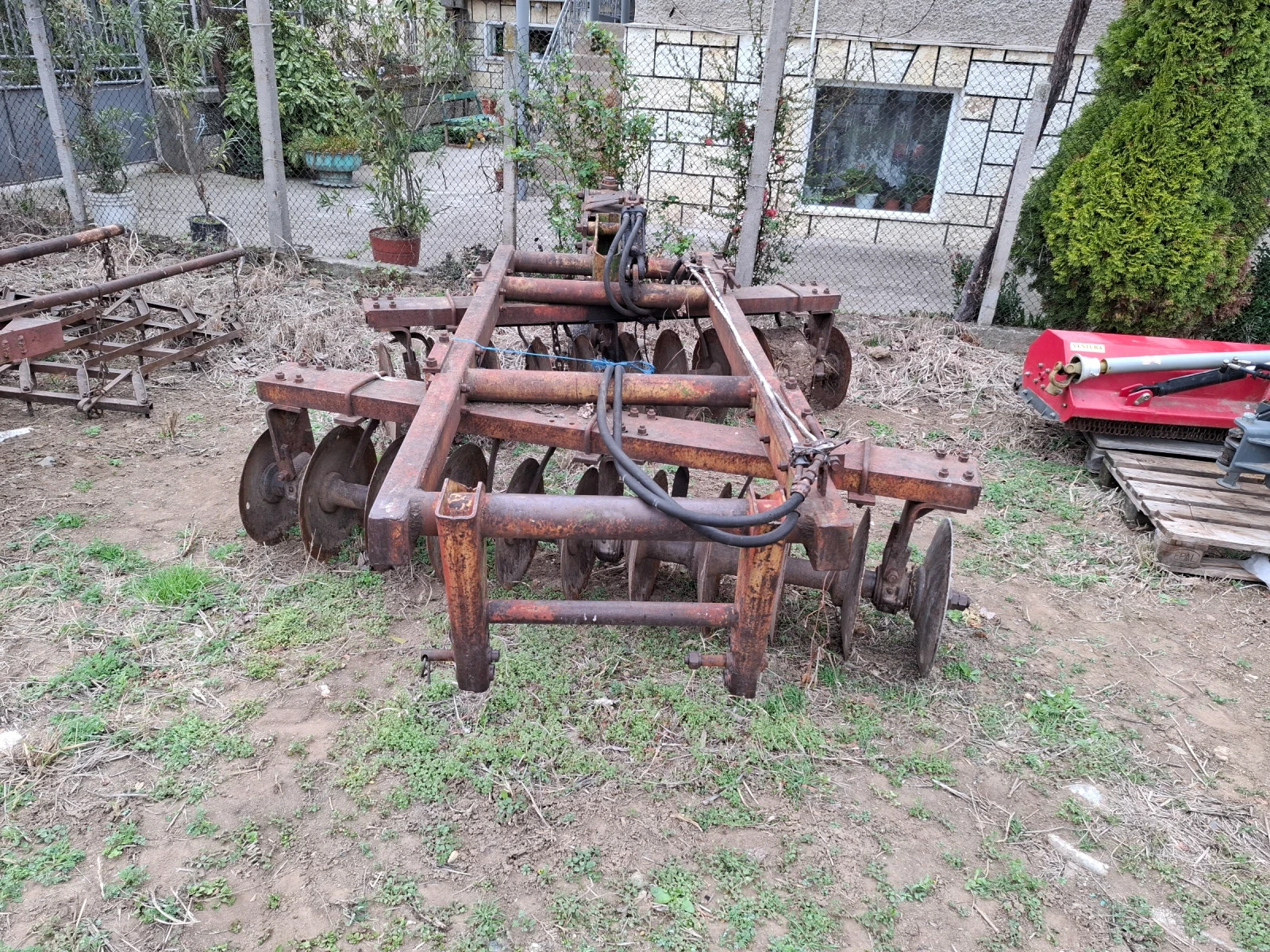 Трактор ЮМЗ ЮМЗ 65, снимка 7 - Селскостопанска техника - 54379858