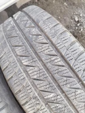 Гуми Зимни 215/65R16, снимка 3