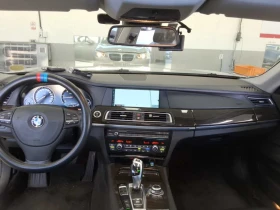 BMW 730 2011г.РЕАЛНИ КИЛОМЕТРИ 149 000 ФУЛ Екстри , снимка 11
