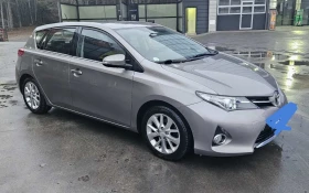 Toyota Auris, снимка 2