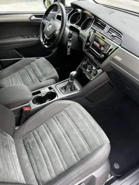 VW Touran Comfortline - 32900 лв. - 17650382 11