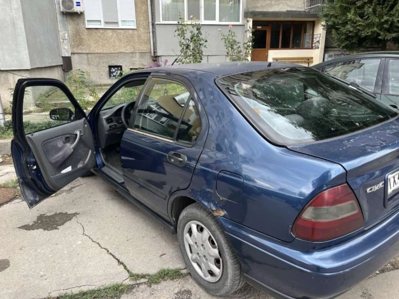 Honda Civic 1.4, снимка 5 - Автомобили и джипове - 47696954