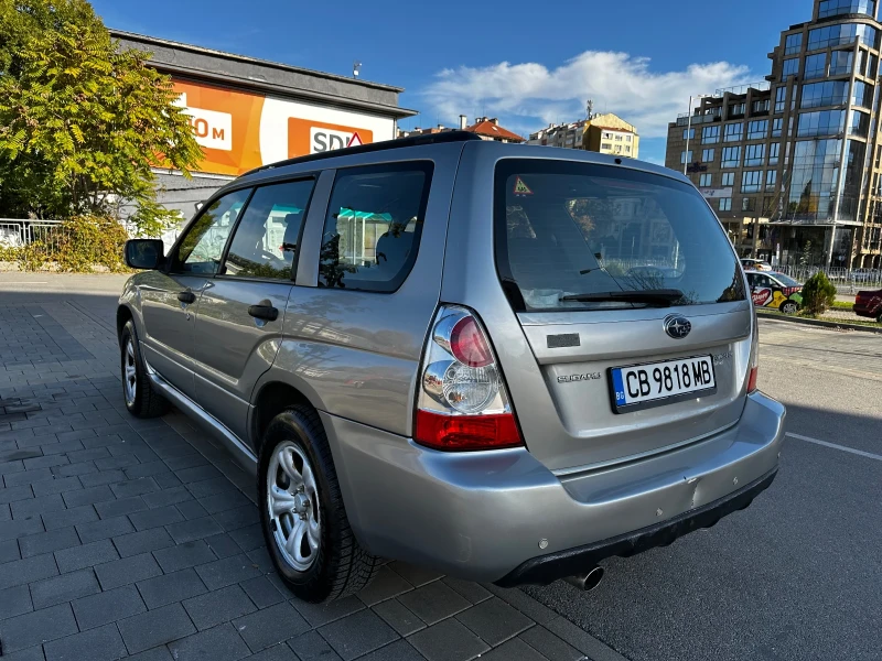 Subaru Forester, снимка 4 - Автомобили и джипове - 47736150