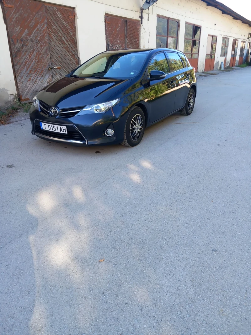 Toyota Auris 1.4 D4D, снимка 5 - Автомобили и джипове - 47951144