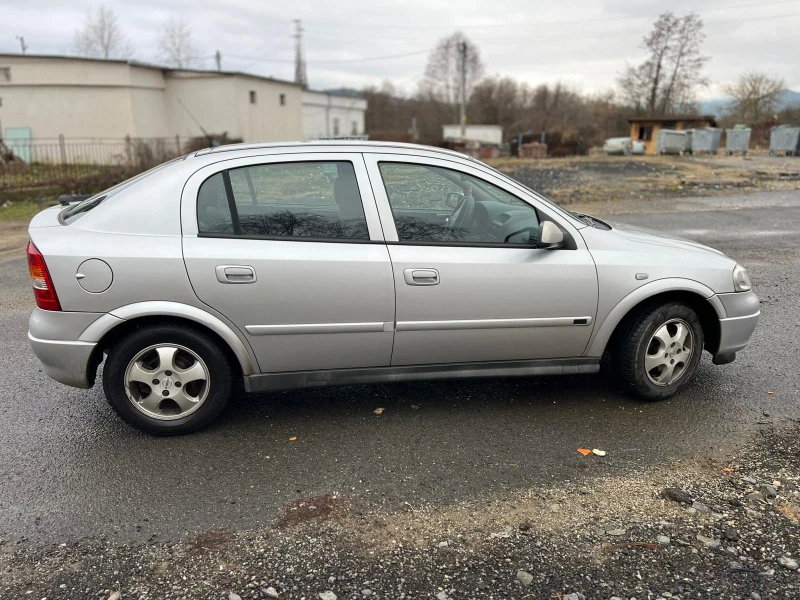 Opel Astra 1.6i elegance, снимка 2 - Автомобили и джипове - 48637799