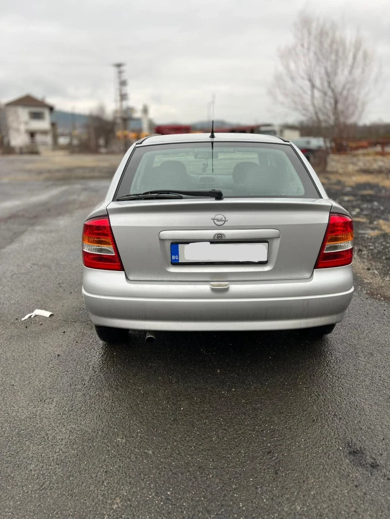 Opel Astra 1.6i elegance, снимка 4 - Автомобили и джипове - 48637799