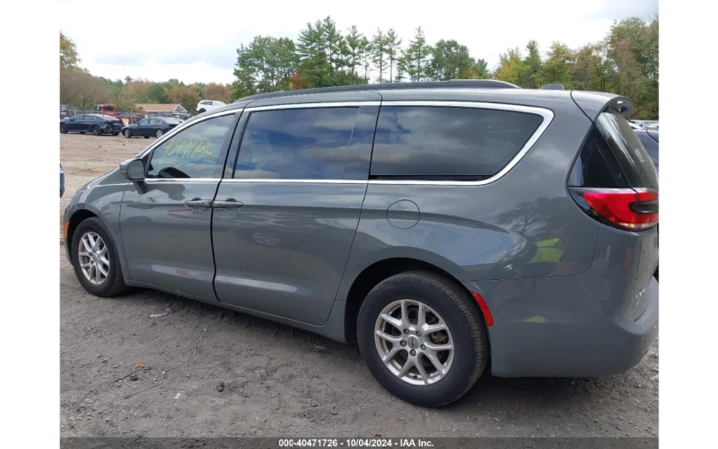 Chrysler Pacifica 3.6l * LED * Дистроник * Крайна цена, без търг!, снимка 9 - Автомобили и джипове - 48646436