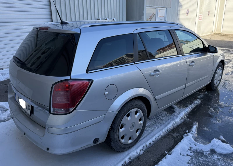 Opel Astra H, снимка 4 - Автомобили и джипове - 49226690