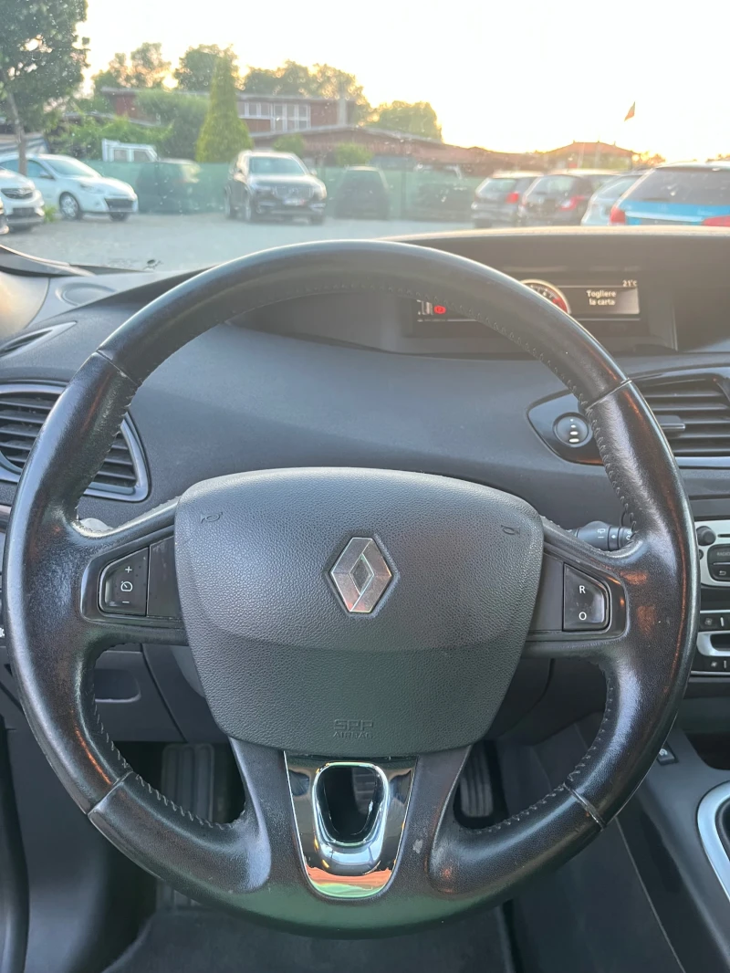 Renault Scenic X-MOD 1.5d, снимка 9 - Автомобили и джипове - 50715782