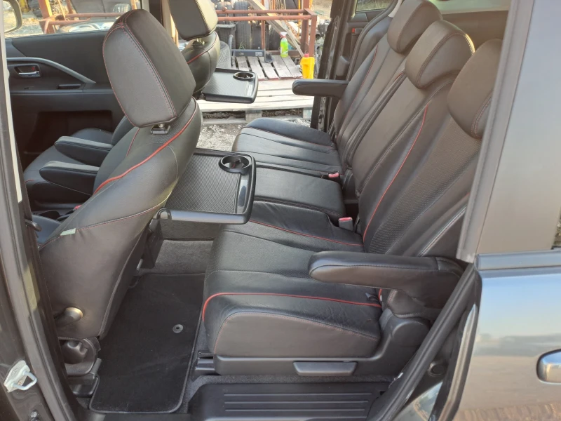 Mazda 5 2.0i 150к.с Exclusive, снимка 9 - Автомобили и джипове - 51115295