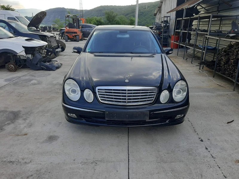 Mercedes-Benz E 320