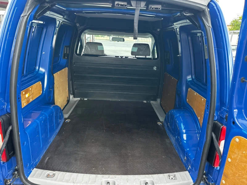 VW Caddy 1.9TDI 105к.с DSG, снимка 14 - Автомобили и джипове - 51725552