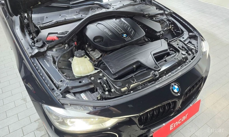 BMW 320, снимка 6 - Автомобили и джипове - 52875218