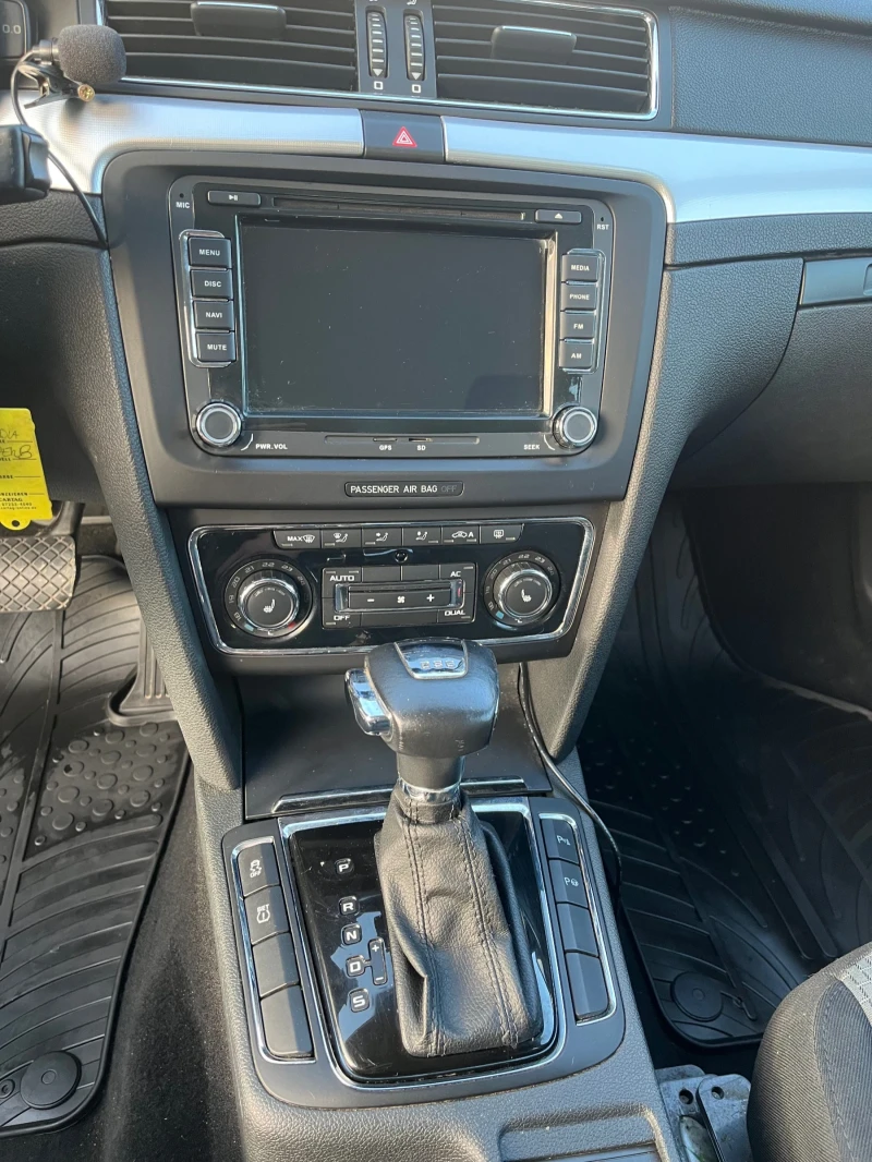 Skoda Superb, снимка 13 - Автомобили и джипове - 52893690
