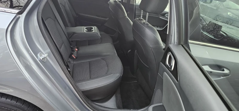 Kia Ceed 1.6 CRDI ТОП Холандия Лизинг , снимка 16 - Автомобили и джипове - 53395546