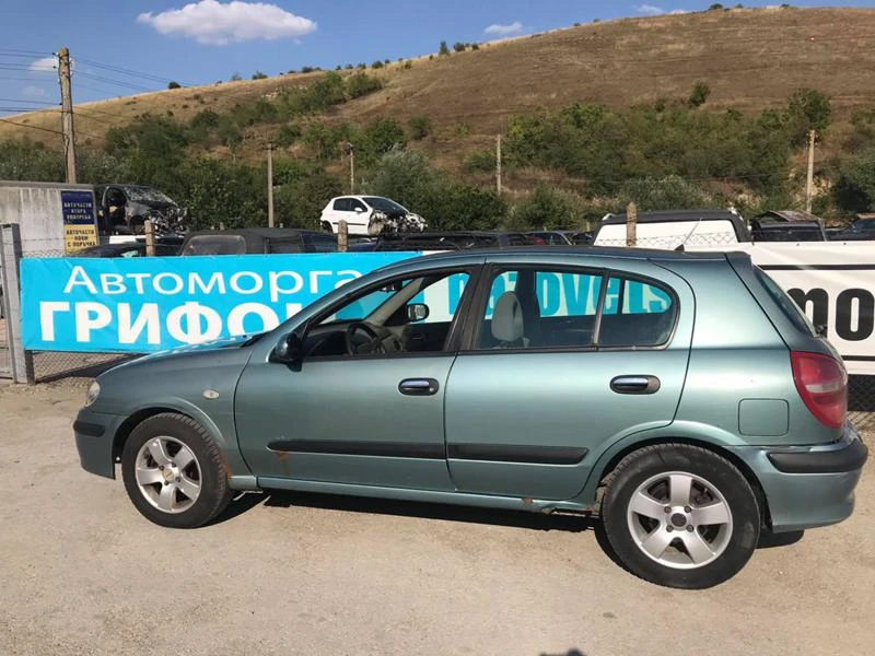 Nissan Almera 2.2 , снимка 2 - Автомобили и джипове - 29849534