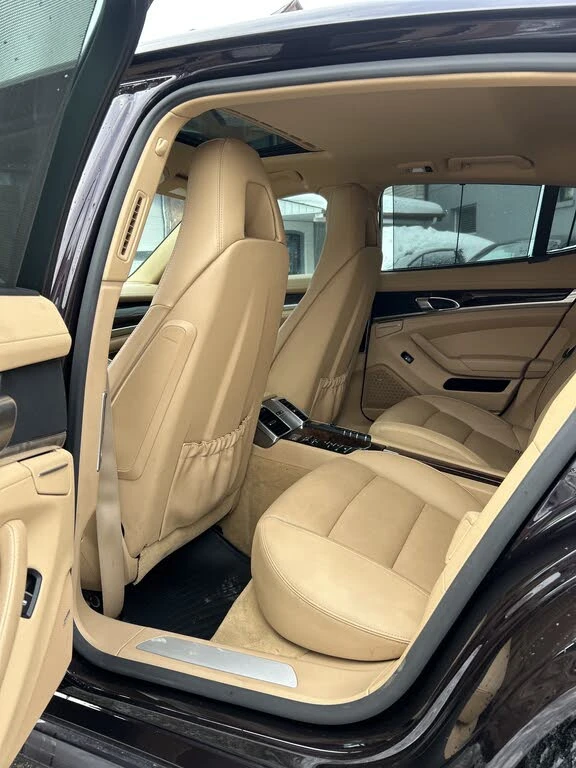 Porsche Panamera 4S* АвтоКредит* (Цена до БГ) , снимка 15 - Автомобили и джипове - 53396326