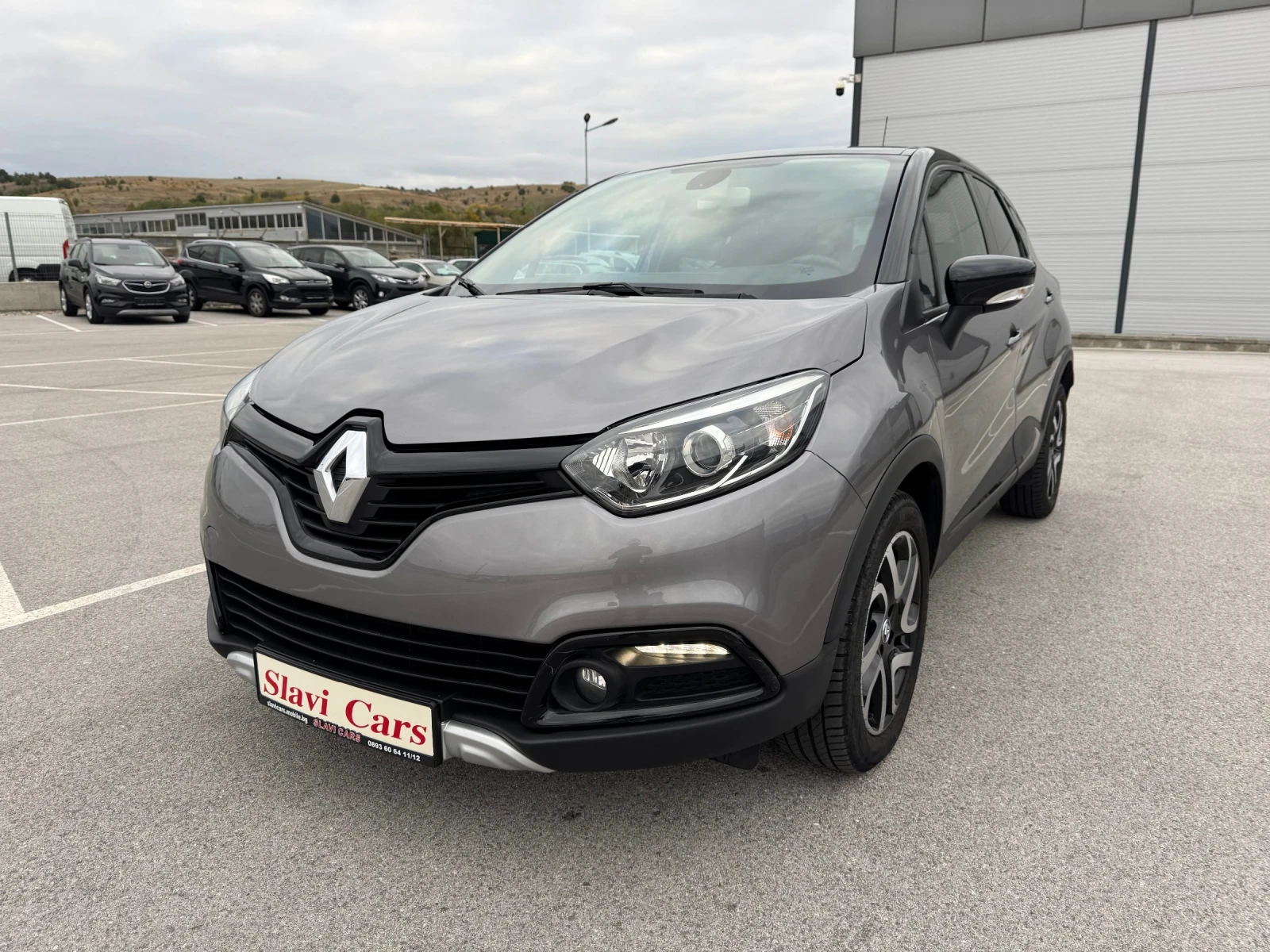 Renault Captur 1.2 i ENERGY INTENSE - AUTO/ NAVI/ CAMERA/ EURO 6B, снимка 1