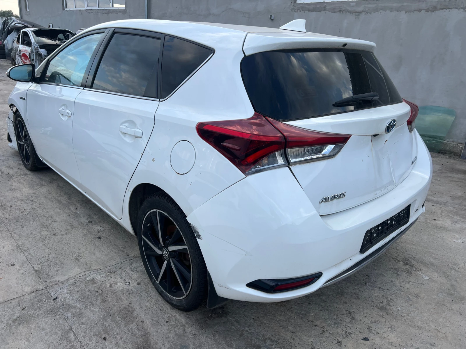 Toyota Auris 1.8HYBRID - [1] 